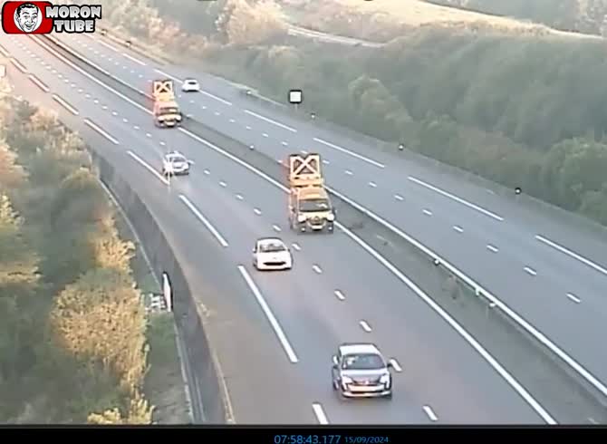 Video :On a Rennes motorway, a vehicle and a DIR van clash
